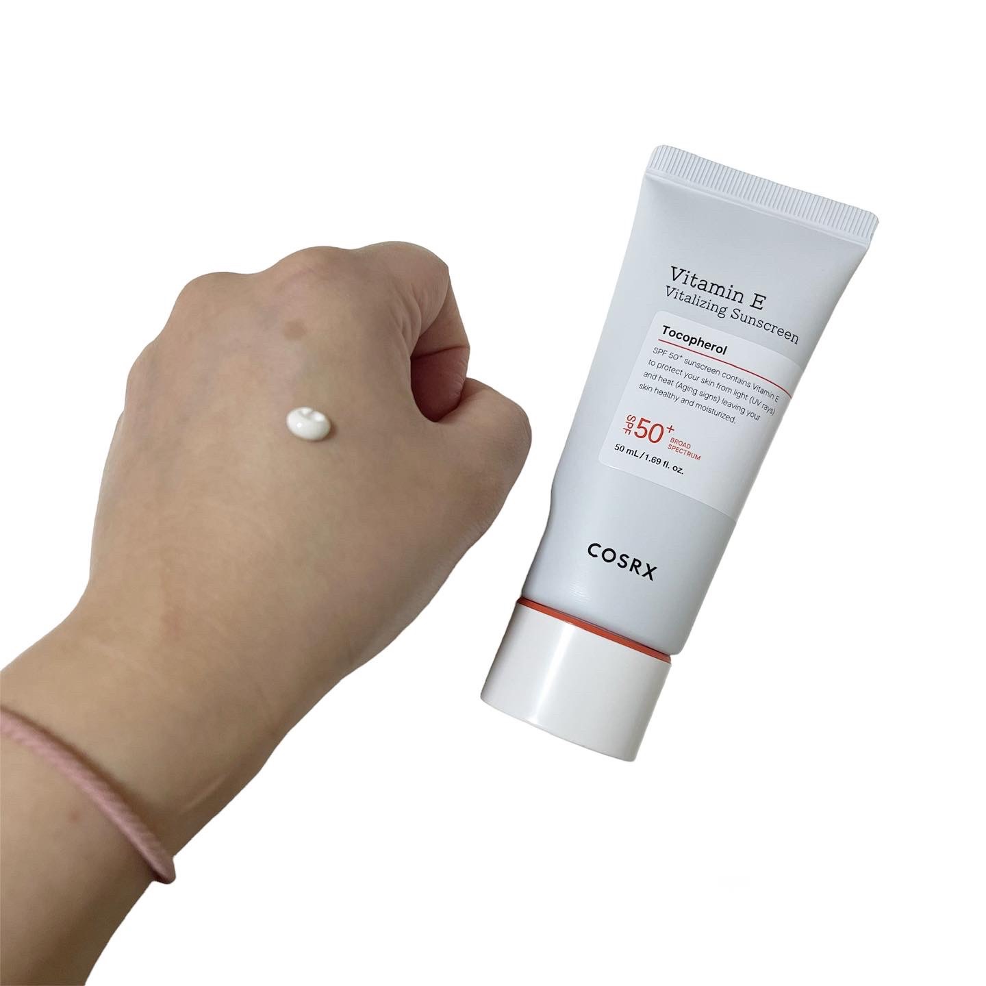 ビタミンEバイタライジングUVクリーム　SFP50＋/COSRX/日焼け止めクリームを使ったクチコミ（2枚目）