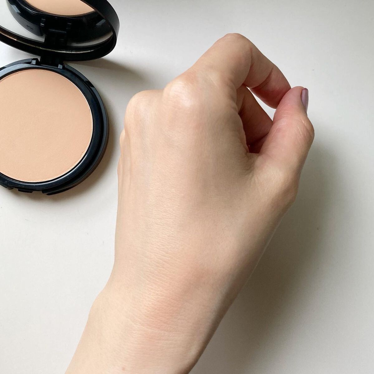 ベアプロ 16HR パウダー ファンデーション/bareMinerals/パウダーファンデーションを使ったクチコミ(3枚目)