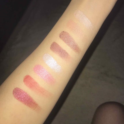 スイーツコレクション/マリブビューティー/アイシャドウパレットを使ったクチコミ(3枚目)