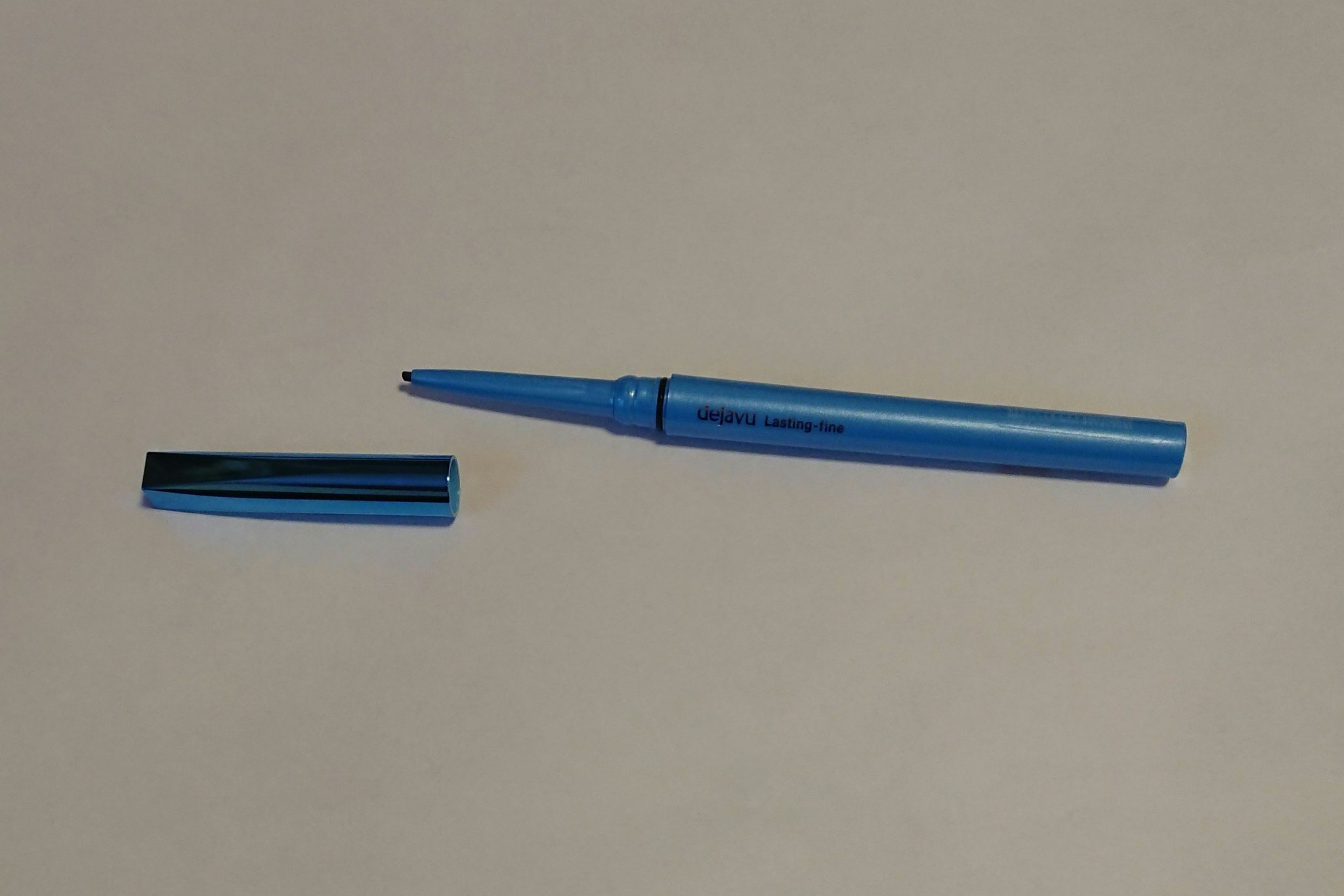 「密着アイライナー」極細クリームペンシル/デジャヴュ/ペンシルアイライナーを使ったクチコミ（3枚目）