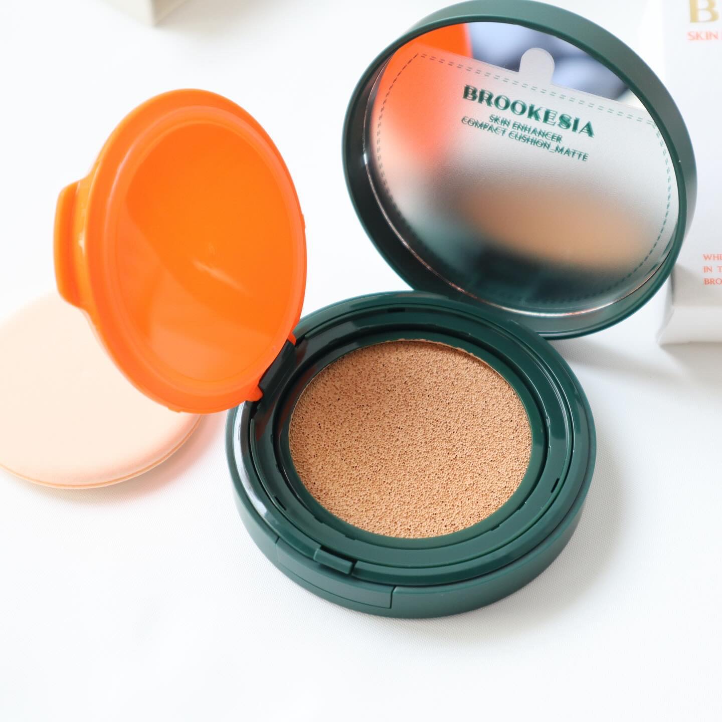 スキンエンハンサー コンパクト クッション (マット)/BROOKESIA/クッションファンデーションを使ったクチコミ（3枚目）