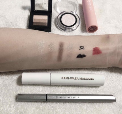 バイフラワーアイシャドウ/ネイチャーリパブリック/単色アイシャドウを使ったクチコミ(3枚目)