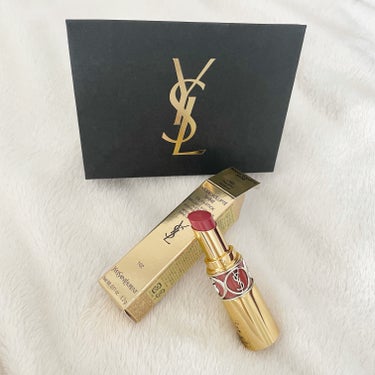 YVES SAINT LAURENT BEAUTE
ルージュ ヴォリュプテ シャイン　No.162
パルシング ローズヒップ

前職の先輩から結婚祝いでいただきました💄
YSLのリップは初めてなのでワク