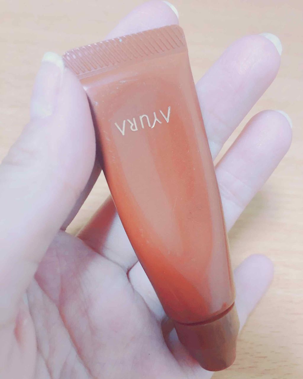 AYURA ウェルバランス ミッドナイトチャージリップのクチコミ「夜用リップで、かれこれ私は3年くらいお世話になってますー！

公式サイトでは米粒2粒分を取って.....」（1枚目）