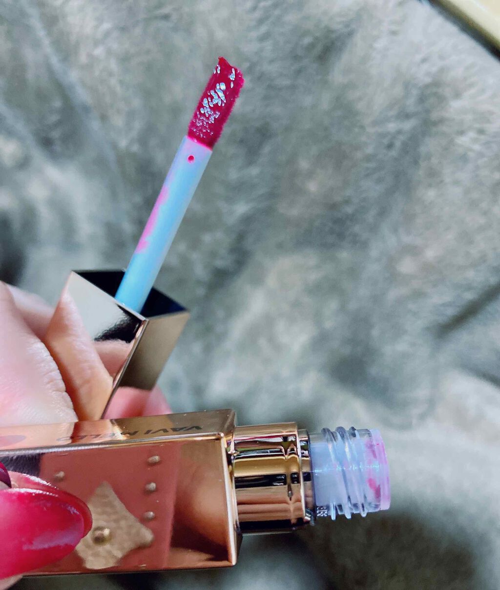 ハートウィンドウリップティントオイルタイプ/VAVI MELLO/リップグロスを使ったクチコミ（3枚目）