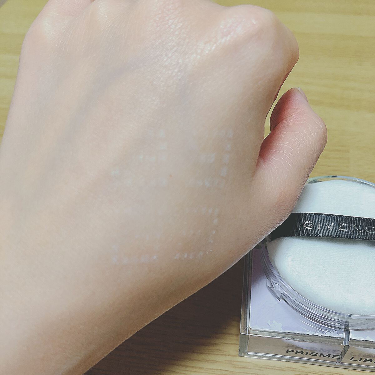 プリズム・リーブル/GIVENCHY/ルースパウダーを使ったクチコミ(3枚目)