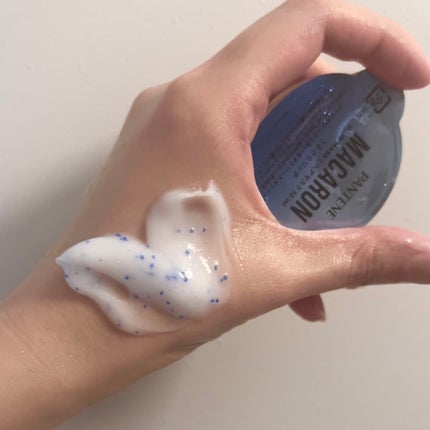 snow on LIPS 「乾燥したパサパサ髪に、高保湿ケアの洗い流すトリートメント!「う..」(1枚目)