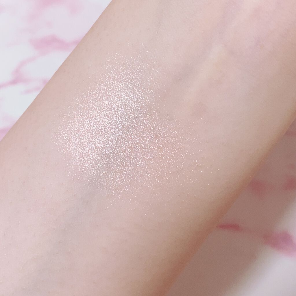 パールグロウハイライト/CEZANNE/パウダーハイライトを使ったクチコミ(3枚目)