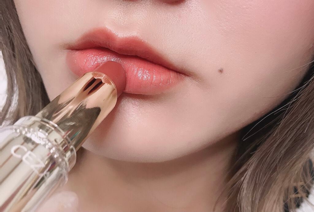 ラスティンググロスリップ/CEZANNE/口紅を使ったクチコミ(2枚目)