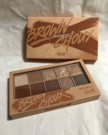 CLIO 
PRO EYE PALETTE 
02 BROWIN CHOUX
コレは、どうしても  欲しかったので購入しました。#CLIO
#CLIO アイシャドウ 
#韓国コスメ 　#プチプラコスメ 