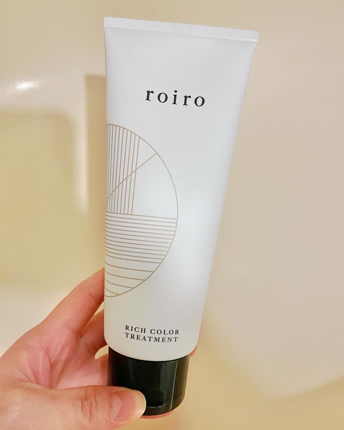 まる on LIPS 「roiro❤︎リッチカラートリートメントダークカラー5Nシャン..」(1枚目)