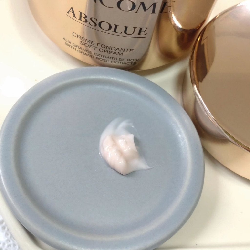 アプソリュ ソフトクリーム/LANCOME/フェイスクリームを使ったクチコミ(5枚目)