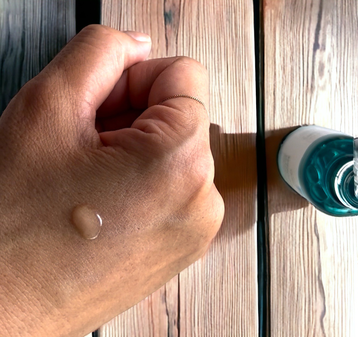 エファクラ ピールケア セラム/ラ ロッシュ ポゼ/美容液を使ったクチコミ（3枚目）