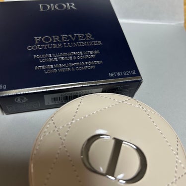 Dior ディオールスキン フォーエヴァー クチュール ルミナイザー

やっっとDIORのハイライトを使い始めました！！
使いたかったけど…と思ったら友達がプレゼントしてくれたありがたい😭

前置きはさ