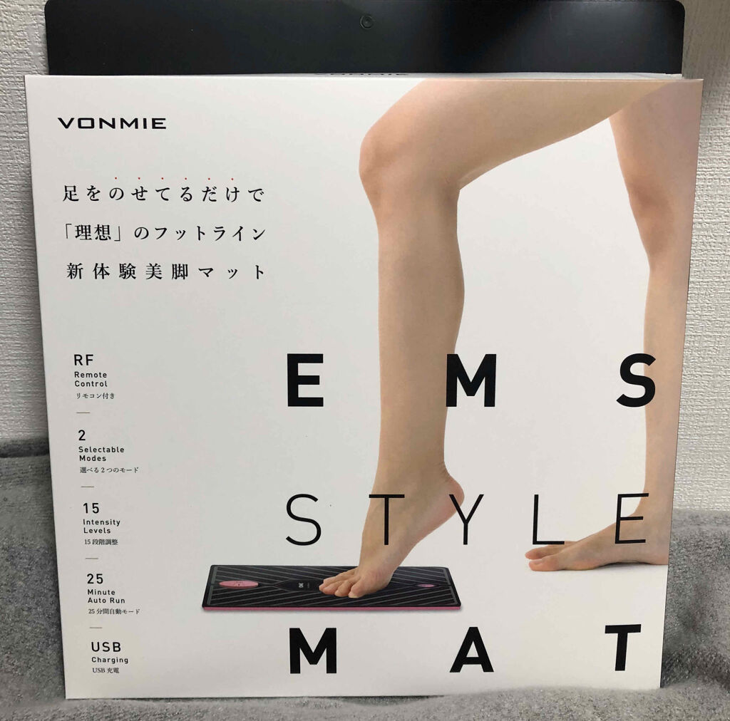 EMS STYLE MAT(イーエムエススタイルマット)｜VONMIEの口コミ「☆ボミー スタイルマットマットの上に足を置..」 by  V.SNOW.B(ビバーナム.スノーボール)(乾燥肌) | LIPS