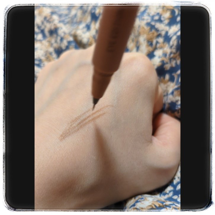 エテュセ アイエディション(スキニーブロウライナー)/ettusais/リキッドアイブロウを使ったクチコミ（3枚目）