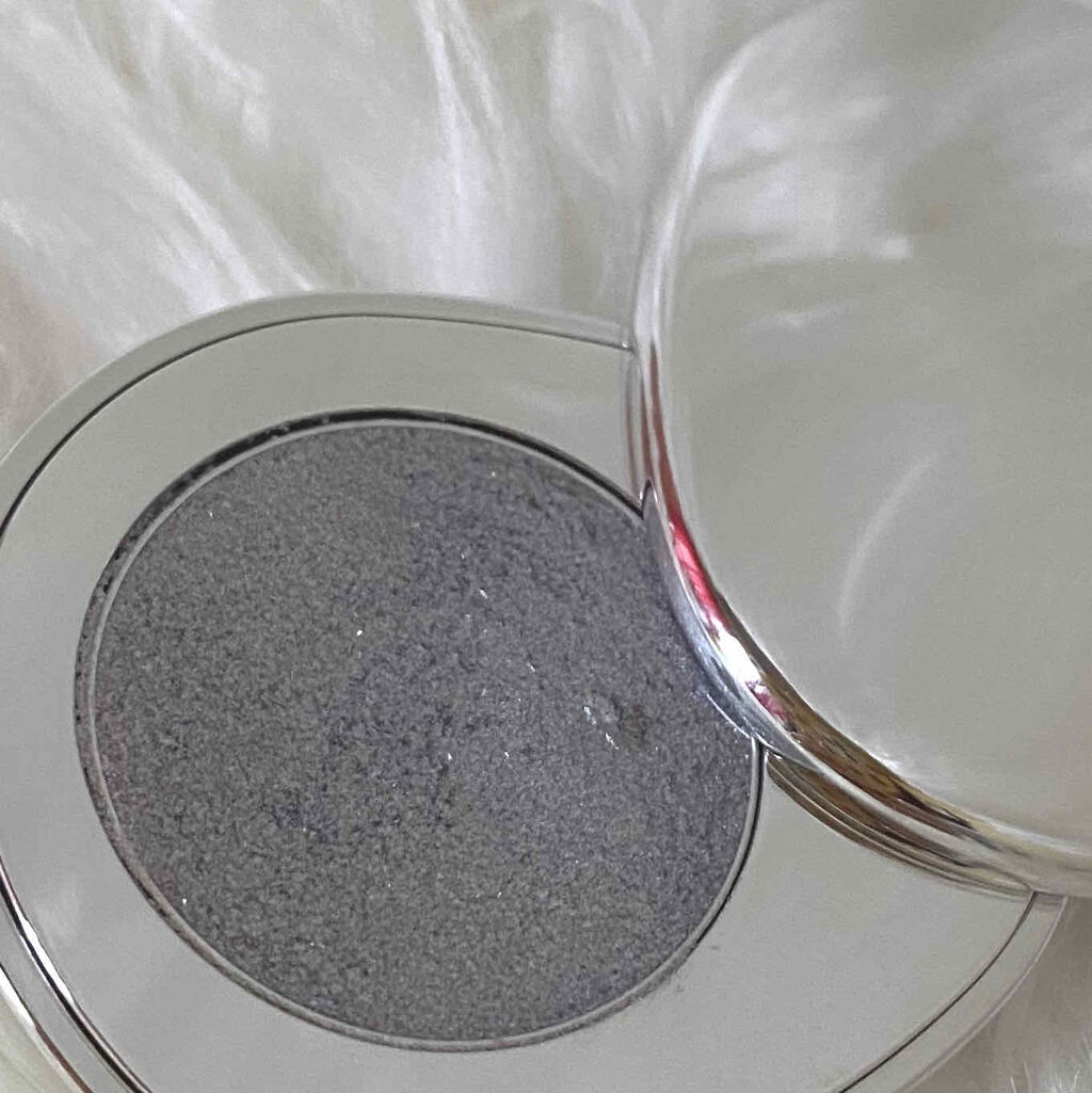 ストーンブロッサム グロージェル 01 プラチナ/RMK/ジェル・クリームアイシャドウを使ったクチコミ（2枚目）