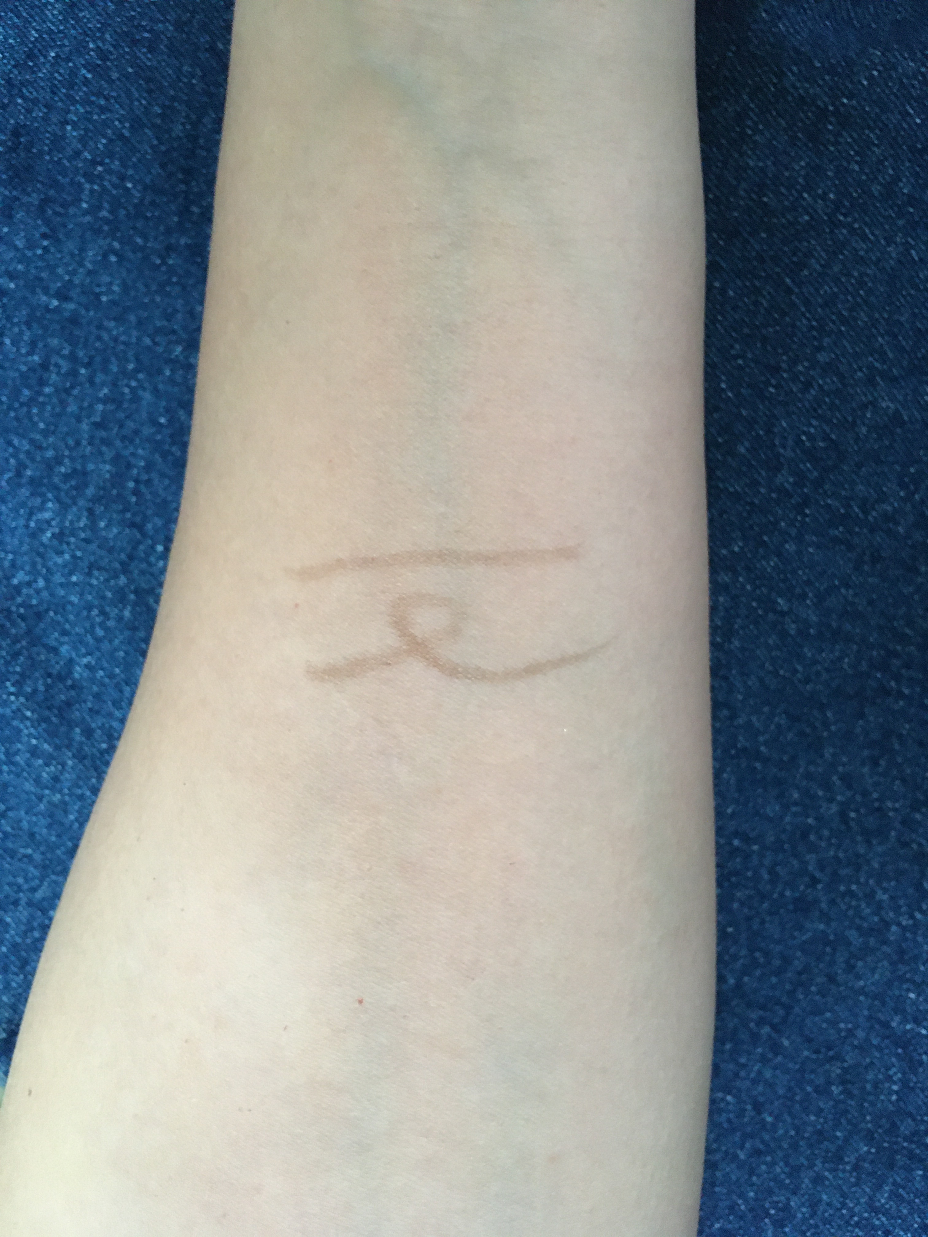 描くふたえアイライナー/CEZANNE/リキッドアイライナーを使ったクチコミ（1枚目）