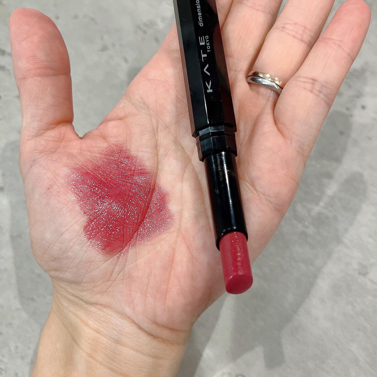 ディメンショナルルージュ/KATE/口紅を使ったクチコミ（2枚目）