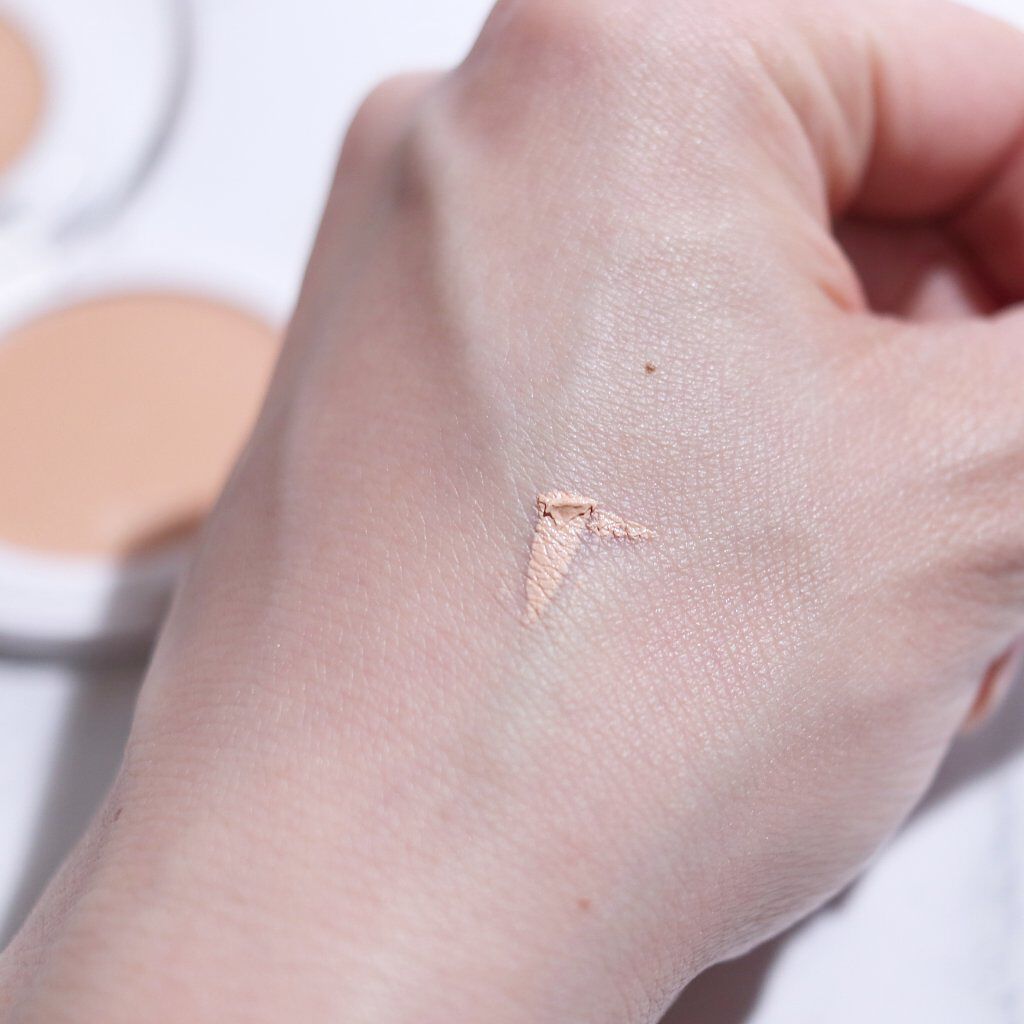 マーシュ・フィールド マーシュフィールド SC クリームファンデSのクチコミ「マーシュフィールド SC クリームファンデS

モニターとしていただきました。
使用色は31で.....」（2枚目）