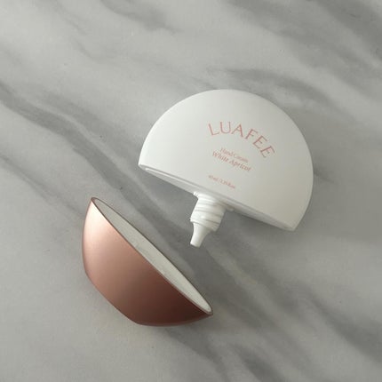 パフュームハンドクリームホワイトアプリコット/LUAFEE/ハンドクリームを使ったクチコミ(4枚目)