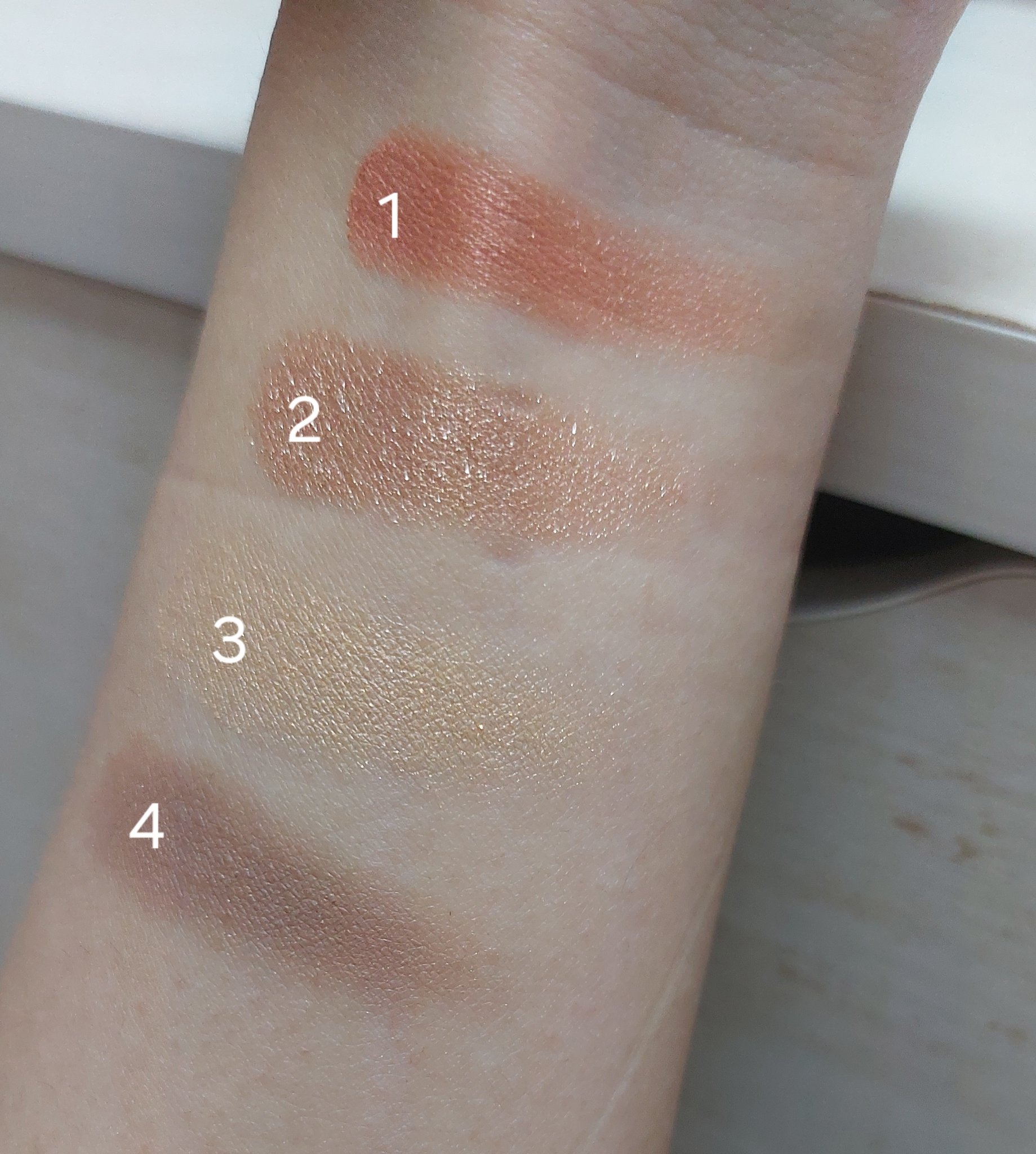 リアルクローズシャドウ CX05 フリンジハット/excel/アイシャドウパレットを使ったクチコミ（2枚目）