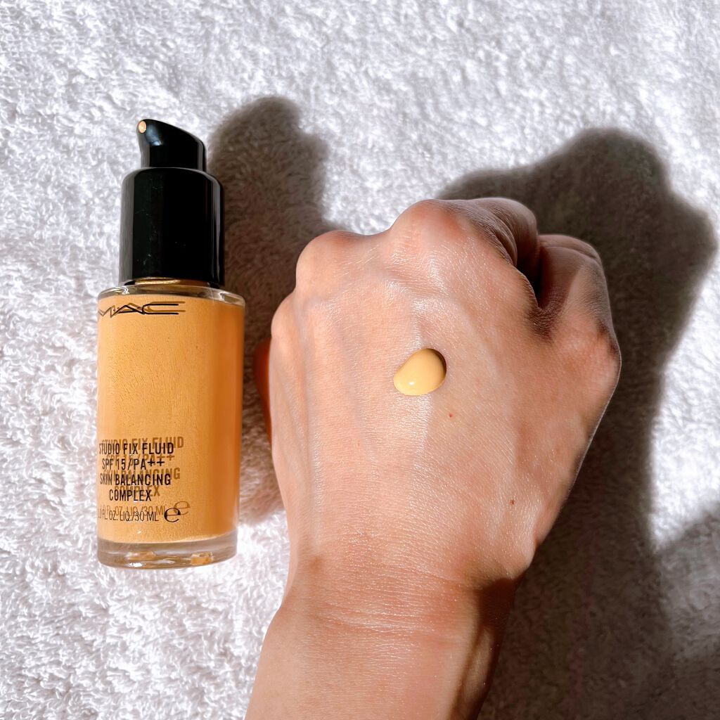 スタジオフィックス フルイッド SPF 15/M・A・C/リキッドファンデーションを使ったクチコミ(2枚目)