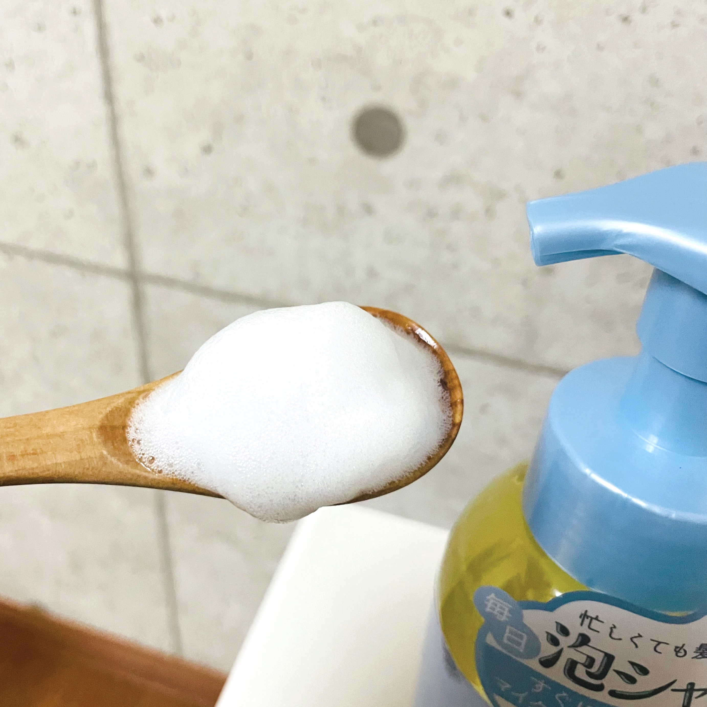 スムース泡シャンプー〈ホワイトティーの香り〉/SGNI/市販シャンプーを使ったクチコミ（2枚目）