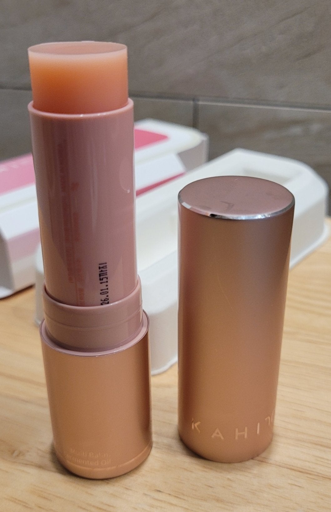 マルチバームセット 新ver(本品+リフィル)/KAHI/メイクアップを使ったクチコミ(2枚目)