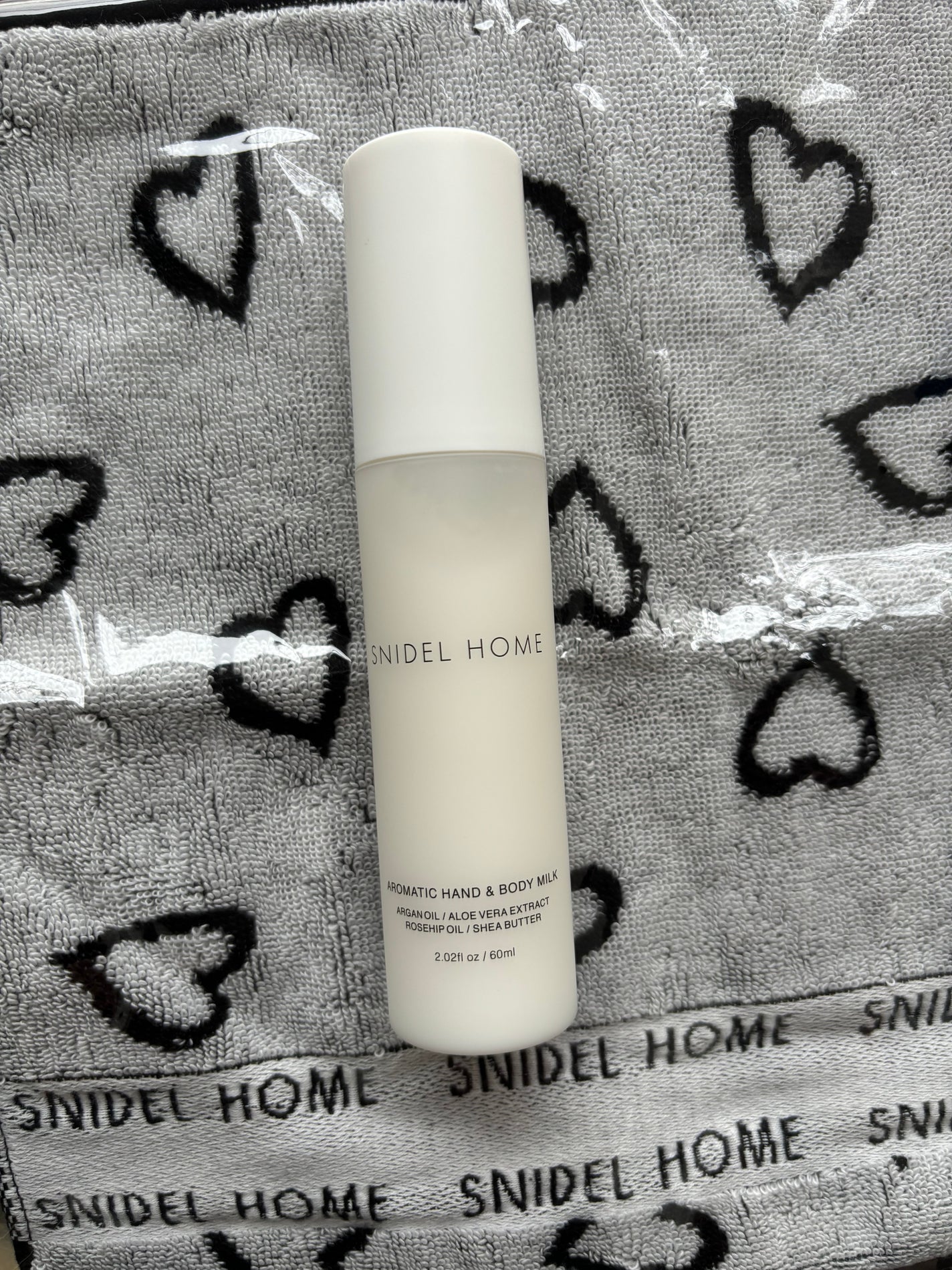 アロマティック ハンド&ボディミルク PURE LINEN/SNIDEL HOME/ボディミルクを使ったクチコミ(2枚目)