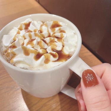 カフェイン ヒット カプセルコレクション ネイルポリッシュ ライズ＆グラインド/nails inc./マニキュアを使ったクチコミ（2枚目）