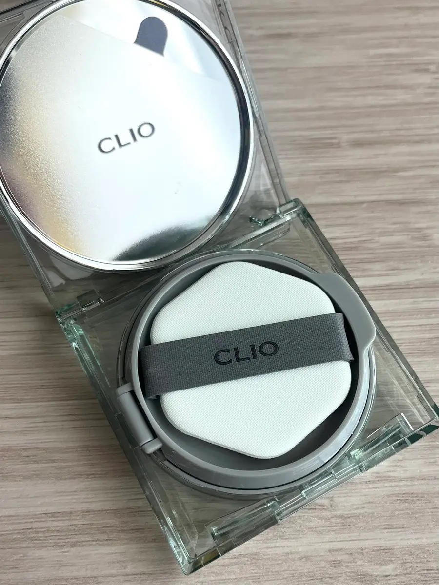 クリオ キル カバー スキン フィクサー クッション/CLIO/クッションファンデーションを使ったクチコミ（2枚目）