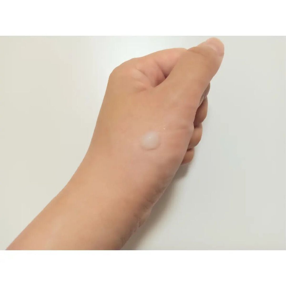 パーフェクトワンフォーカス スムースウォータリージェル ピュア/PERFECT ONE FOCUS/オールインワン化粧品を使ったクチコミ(4枚目)