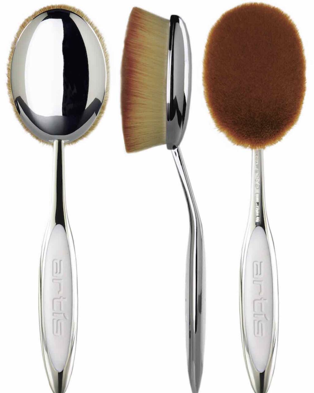 アーティスメイクアップブラシエリートオーバル7/アーティス/メイクブラシを使ったクチコミ（1枚目）