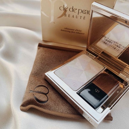 クレ・ド・ポー ボーテ レオスールデクラ/クレ・ド・ポー ボーテ/パウダーハイライトを使ったクチコミ(1枚目)