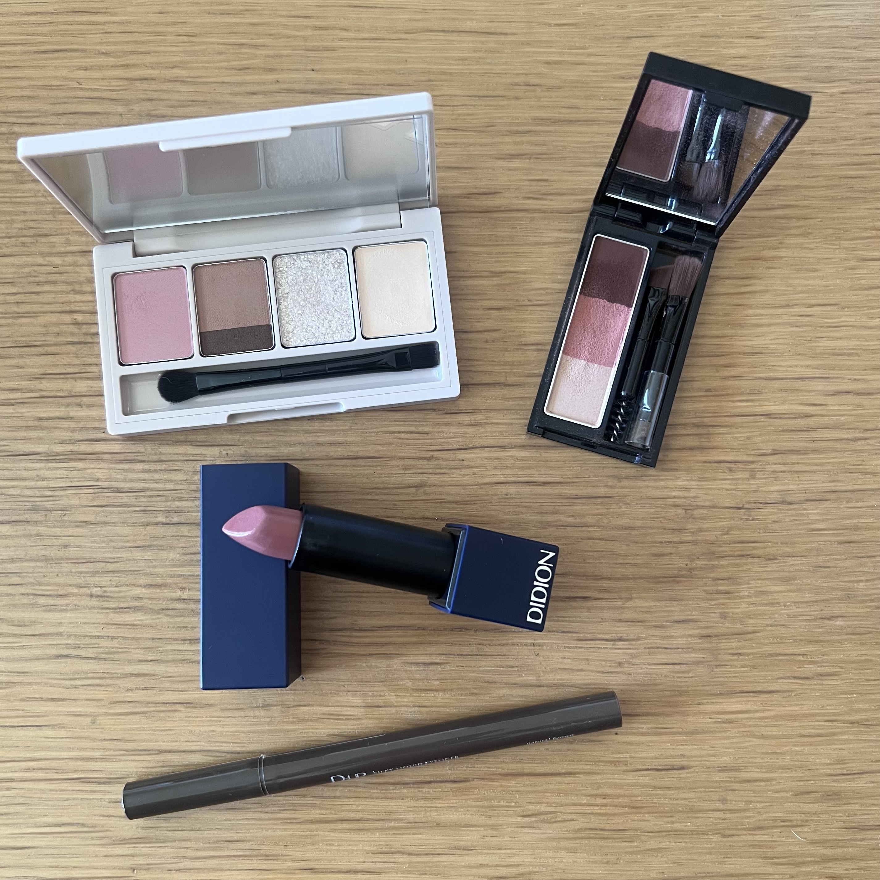 ケイト デザイニングアイブロウ3D/KATE/パウダーアイブロウを使ったクチコミ（1枚目）