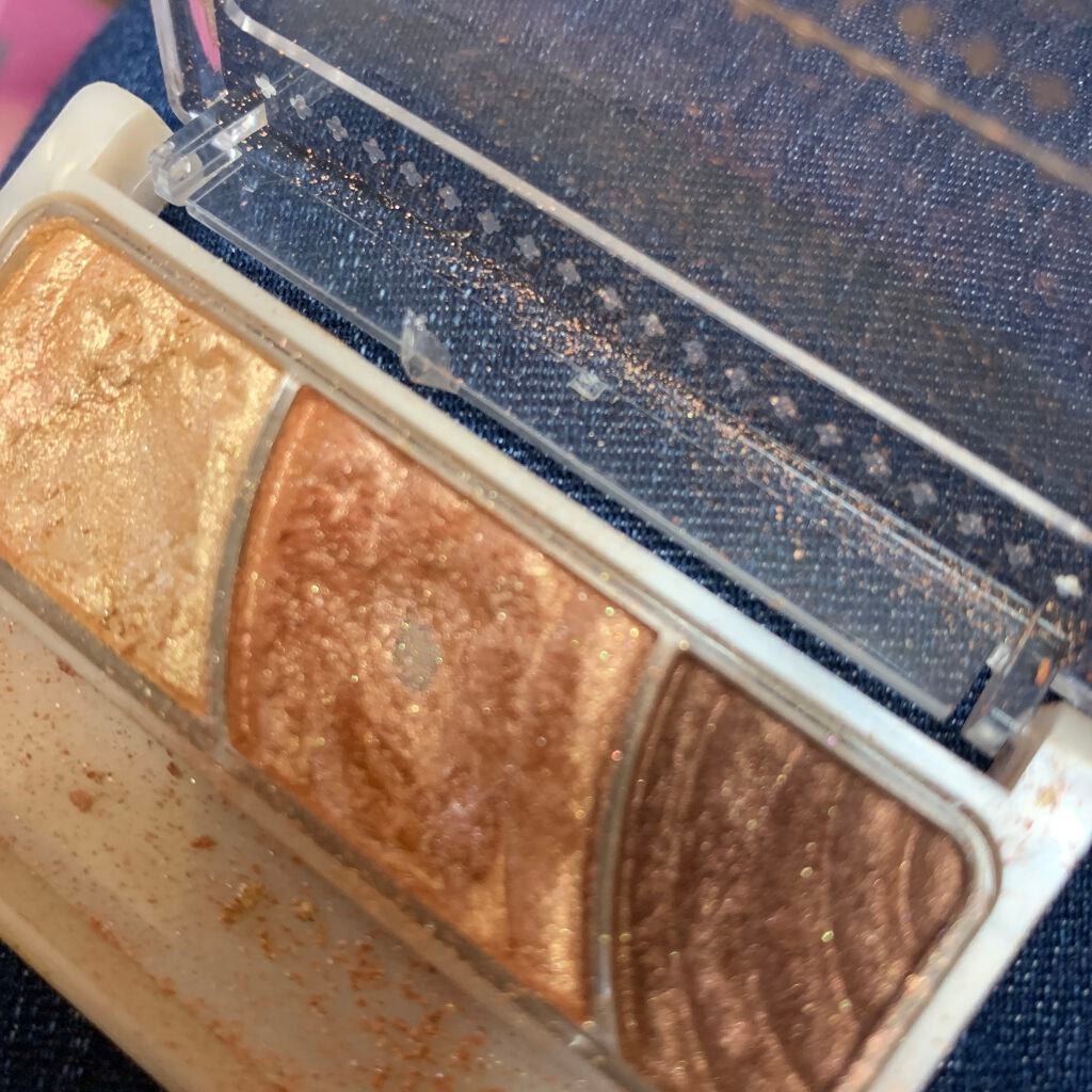 トーンアップアイシャドウ/CEZANNE/アイシャドウパレットを使ったクチコミ(2枚目)