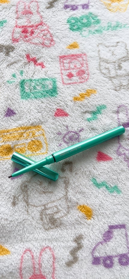 「密着アイライナー」クリームペンシル/デジャヴュ/ペンシルアイライナーを使ったクチコミ(3枚目)