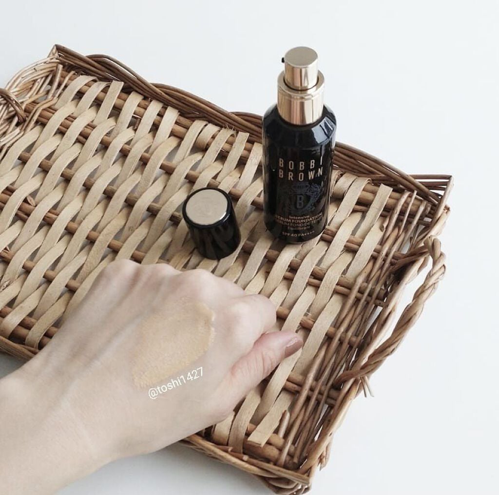 インテンシブ セラム ファンデーション/BOBBI BROWN/リキッドファンデーションを使ったクチコミ(4枚目)