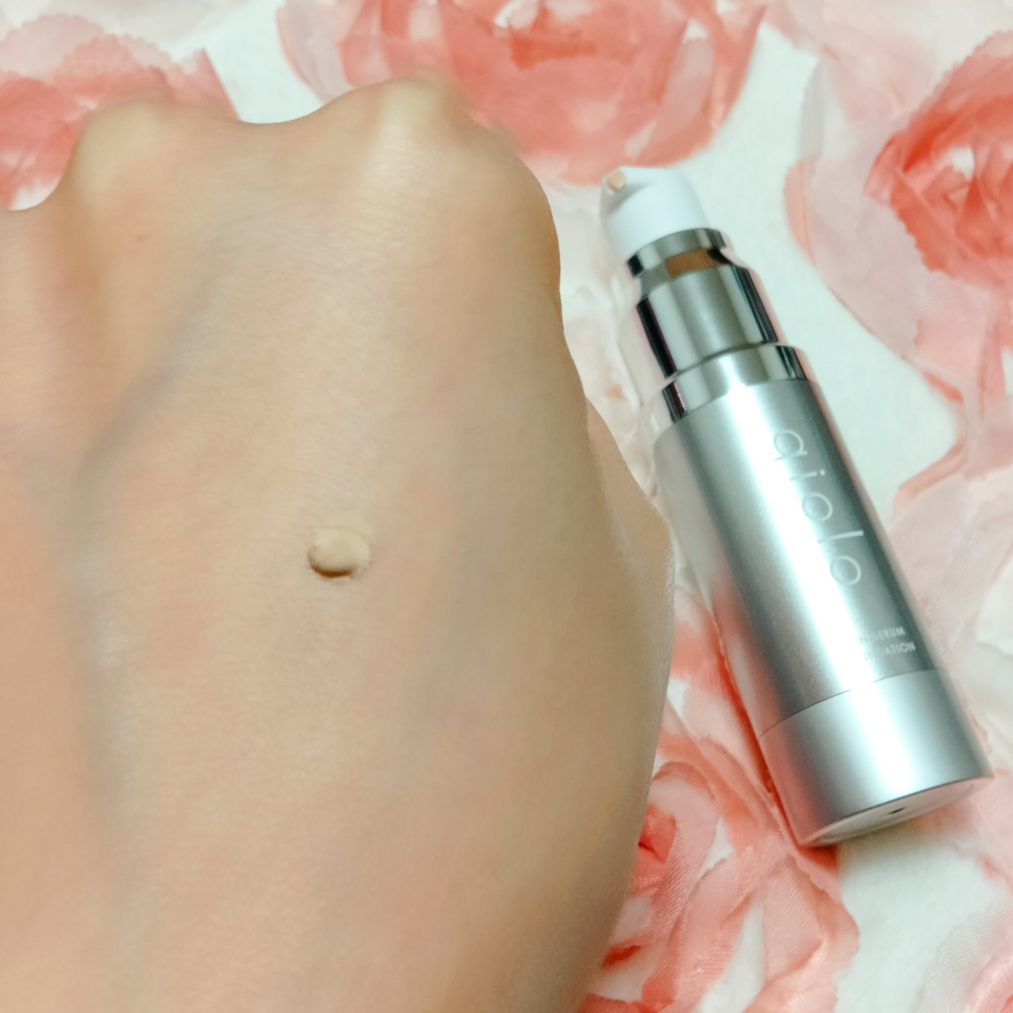 スキンセラムファンデーション/qiolo/リキッドファンデーションを使ったクチコミ（2枚目）