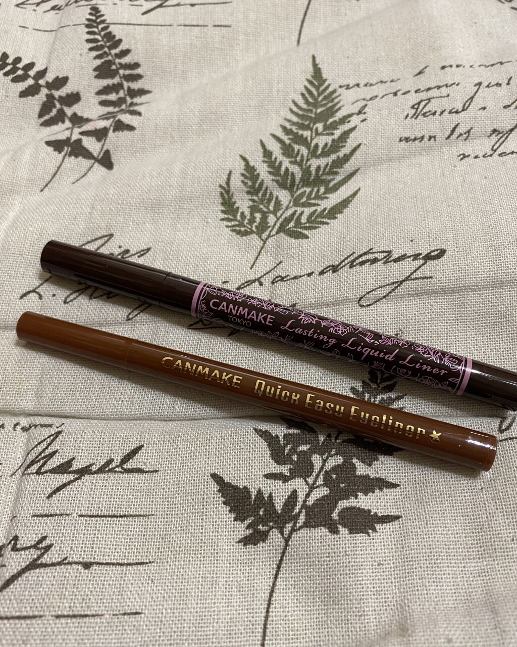 ラスティングリキッドライナー/キャンメイク/リキッドアイライナーを使ったクチコミ（2枚目）
