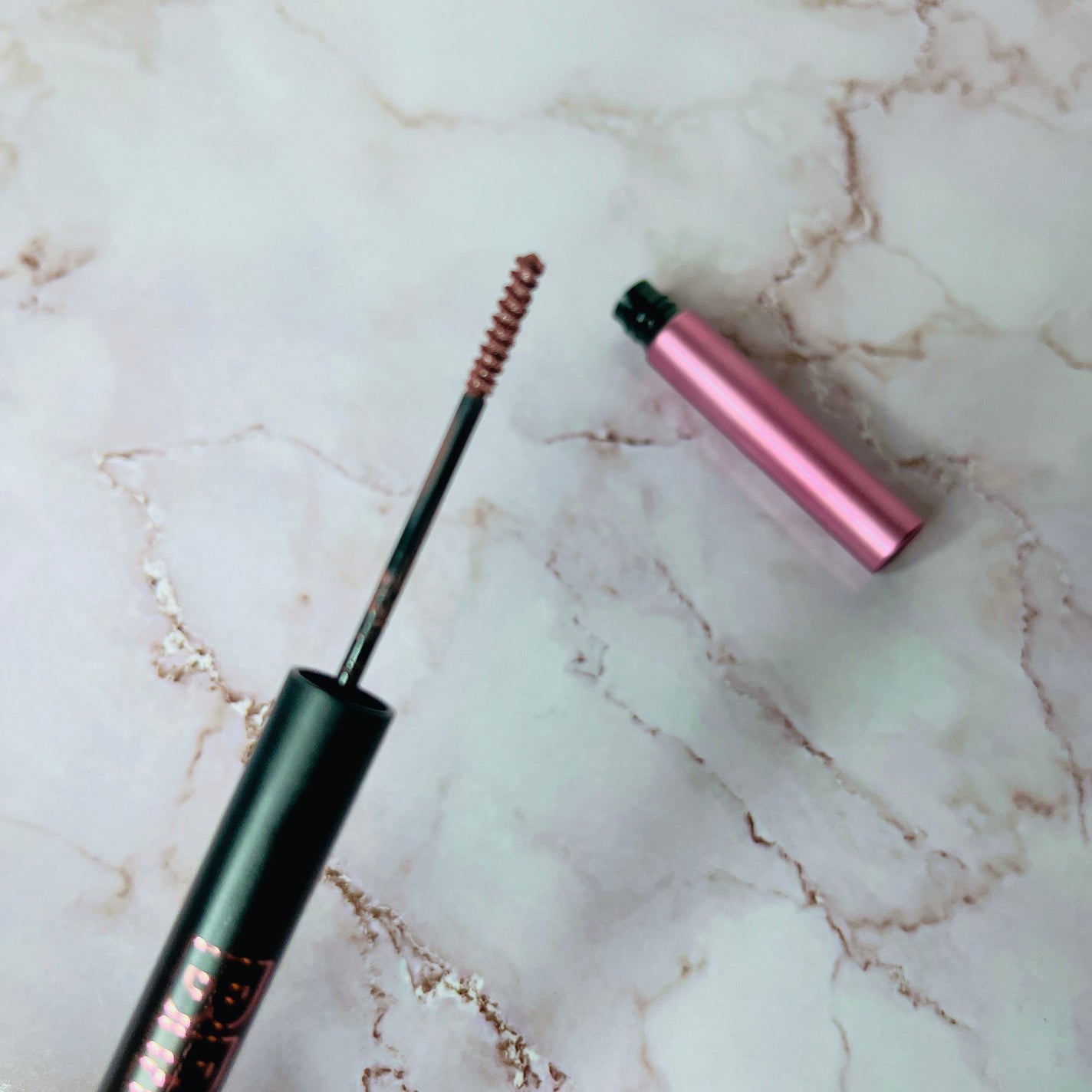 ブロウインク カラーティントデュオ/MAYBELLINE NEW YORK/眉ティントを使ったクチコミ(3枚目)