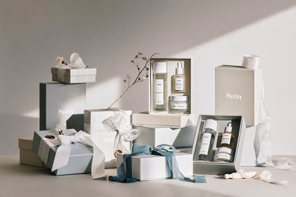 Huxley(ハクスリー)公式アカウントのクチコミ「𝗧𝗢𝗡𝗘𝗥;𝗘𝗫𝗧𝗥𝗔𝗖𝗧 𝗜𝗧
ハクスリーの化粧水、トナー;エクストラクトイットは、すべて.....」(1枚目)