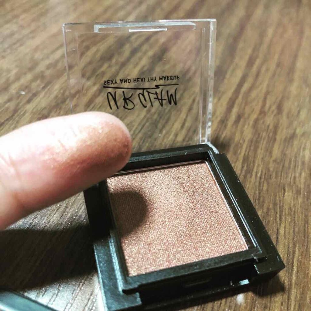 UR GLAM SELECT EYES/U R GLAM/単色アイシャドウを使ったクチコミ(2枚目)