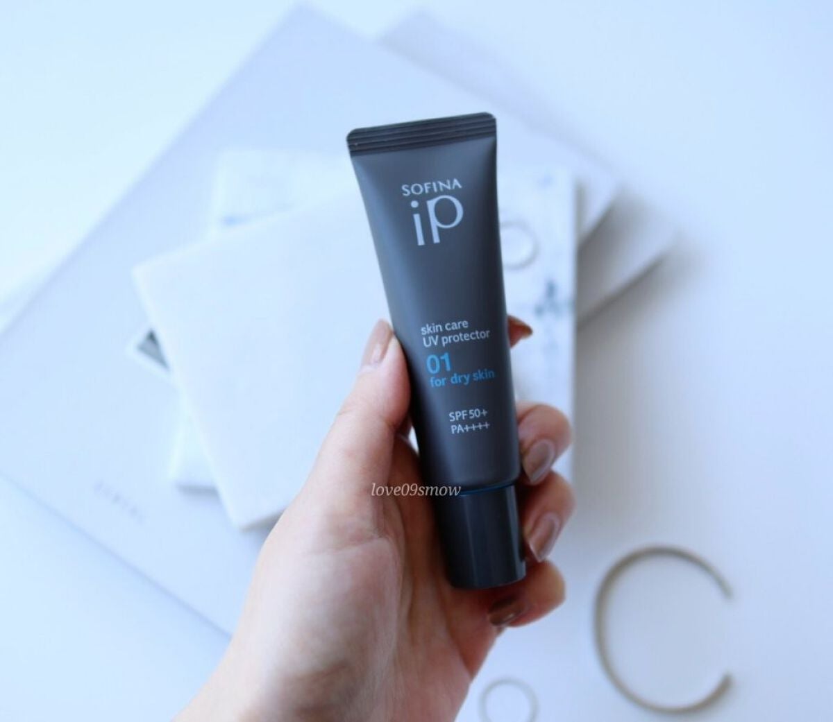 ソフィーナ iP スキンケアUV 01乾燥しがちな肌環境 SPF50+ PA++++/SOFINA iP/日焼け止めクリームを使ったクチコミ(2枚目)