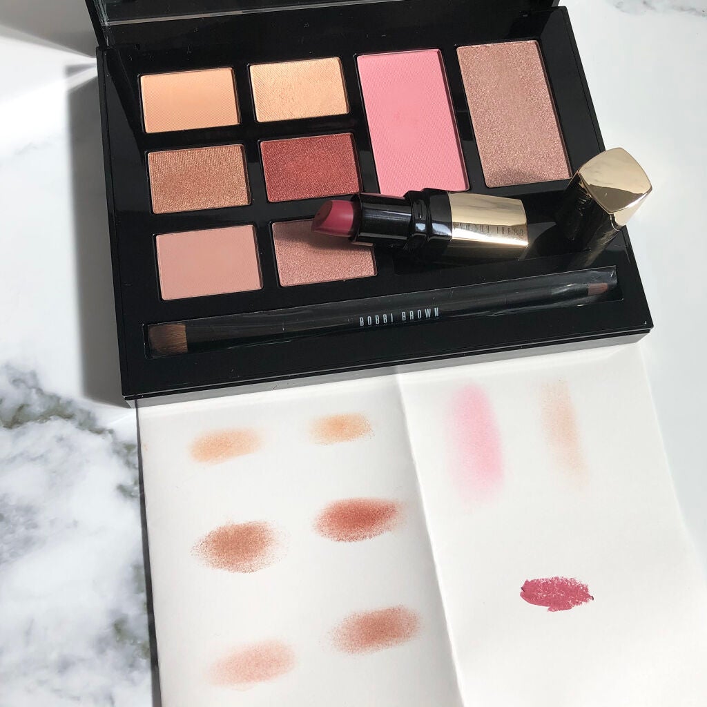 *みぃこ* on LIPS 「#BOBBIBROWNのメイクパレット✅ディスティネーションビ..」(2枚目)