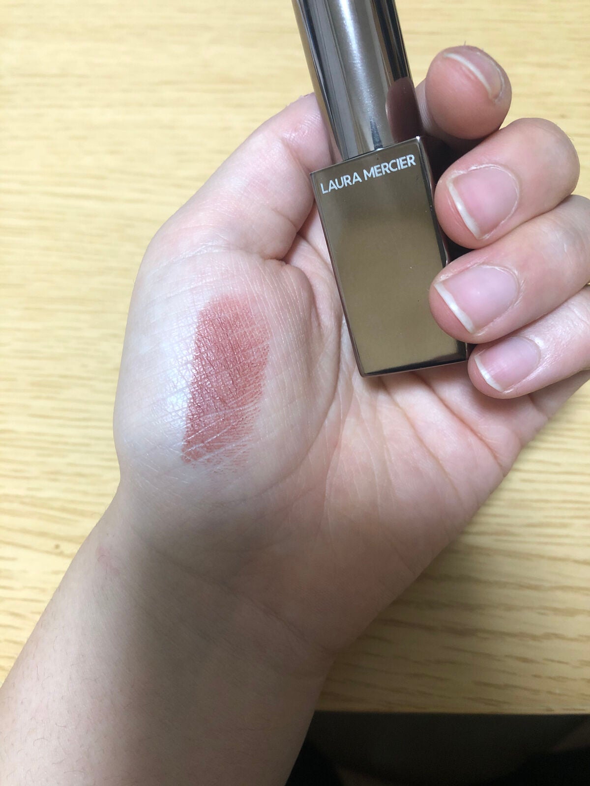 ルージュ エッセンシャル シルキー クリーム リップスティック/ローラ メルシエ/口紅を使ったクチコミ(2枚目)