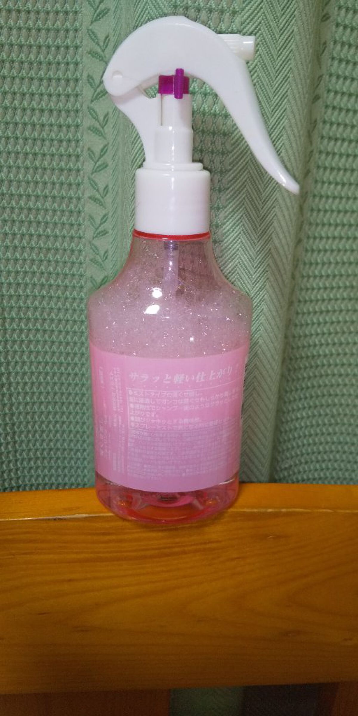 ヘアースタイリングウォーター/セリア/ヘアミストを使ったクチコミ（2枚目）