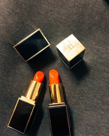 トムフォード リップ
¥6480(稅入)

*

15 番ワイルド ジンジャー
09 番トゥルー コーラル


#tomford #LIP 