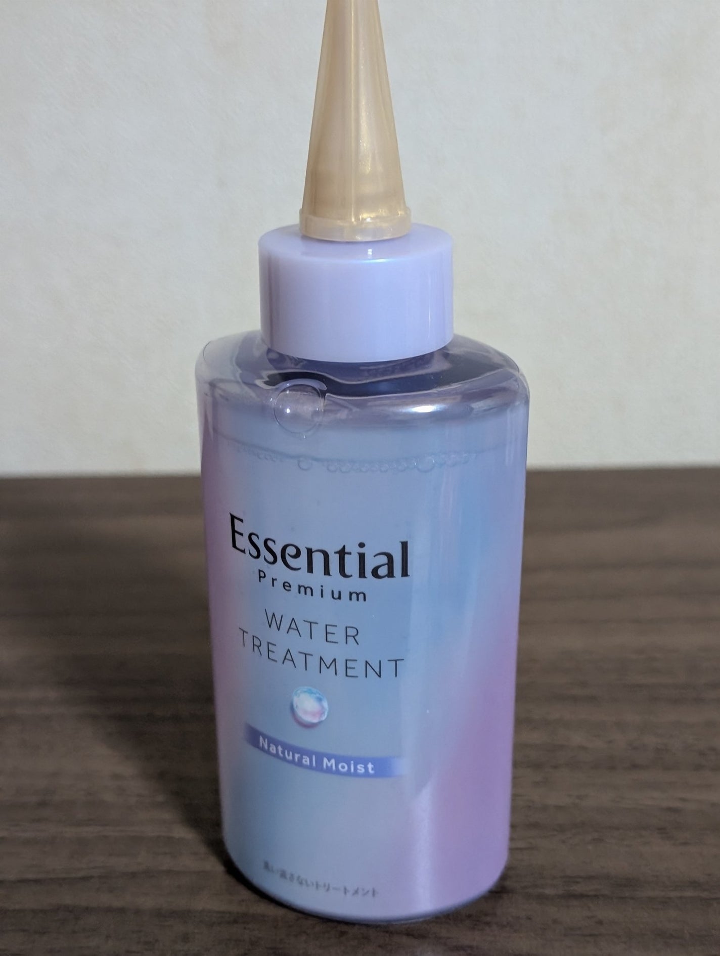 エッセンシャル プレミアム ウォータートリートメント ナチュラルモイスト/エッセンシャル/アウトバストリートメントを使ったクチコミ(1枚目)